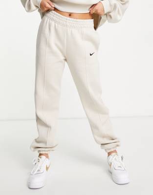 nike sand joggers