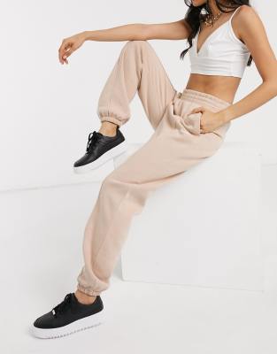 nike beige joggers womens