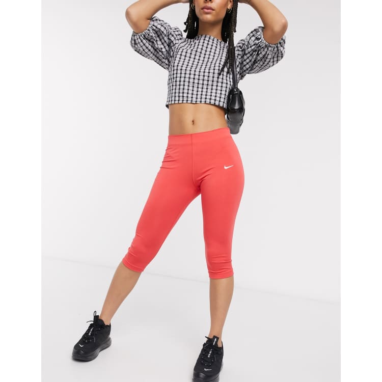 Nike Pro Training Hypercool Capri Leggings In Coral