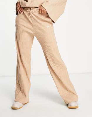 NIKE Sportswear Women's Ribbed Jersey Wide Leg Pants hemp/white Calções  Desportivos online at SNIPES