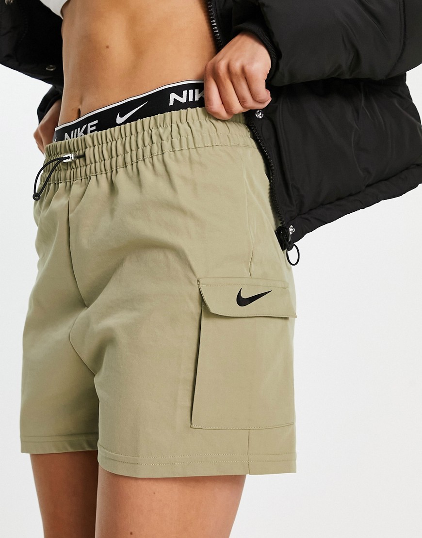 Nike mini swoosh woven cargo shorts with pockets in neutral olive-Green