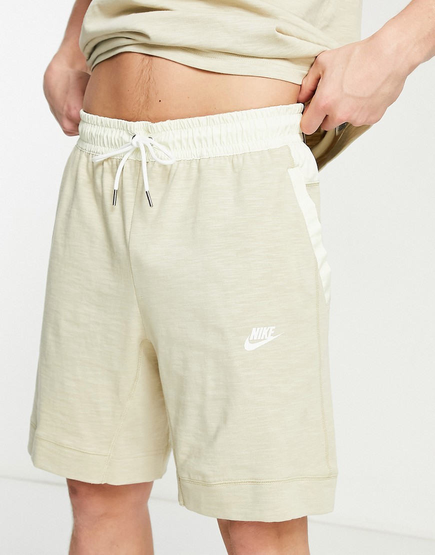 Nike Modern Essentials shorts in sand-Neutral