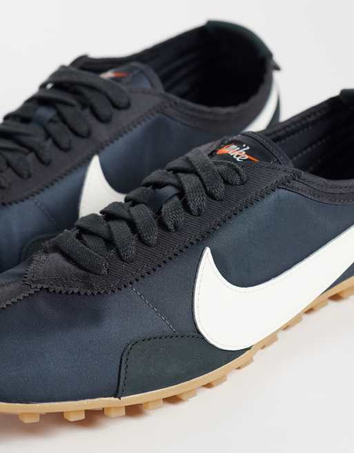 Nike Moon Shoe Sneaker in Schwarz, 3 von 5