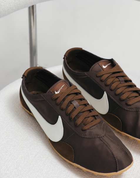 Nike - Moon Shoe - Sneakers in bruin en wit - view 1