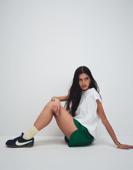 Nike Moon Shoe trainers in navy and white , 3 of 9