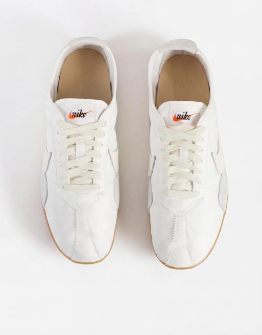 Nike Moon Shoe trainers in white and cream, 6 of 9