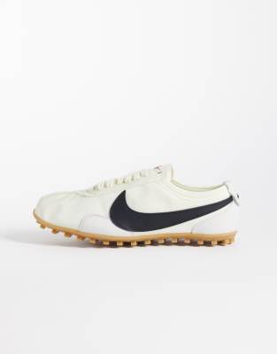 Кроссовки Nike Moon из белого и черного камня
