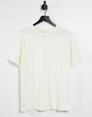 nike move to zero t shirt