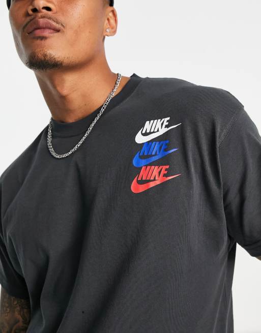 Logo nike t on sale shirt