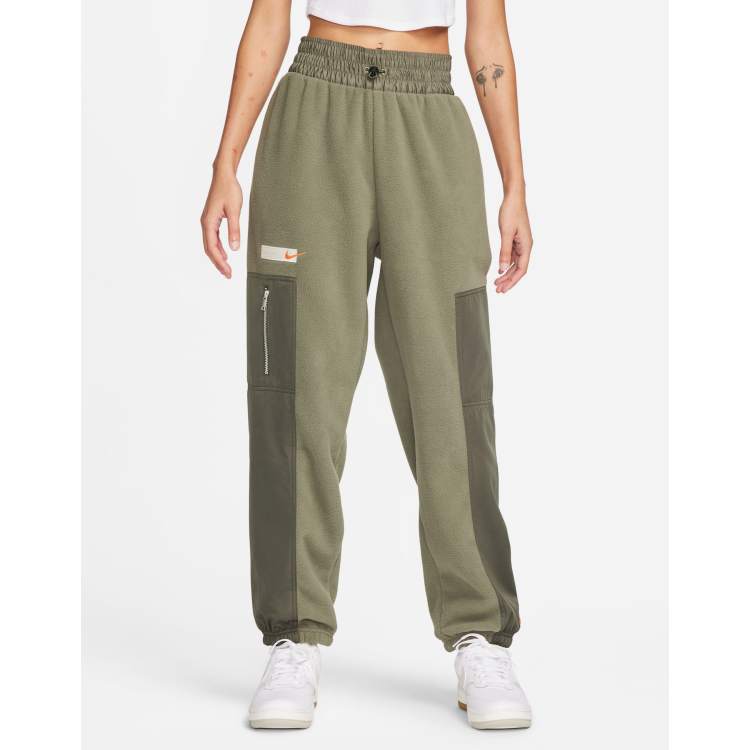 Nike running utility joggers best sale