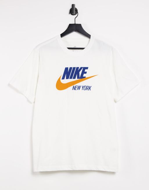 Continuamente completamente visa Nike NYC logo t-shirt in white | ASOS