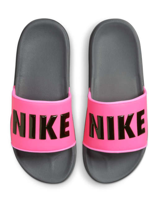 Black and pink online nike sliders