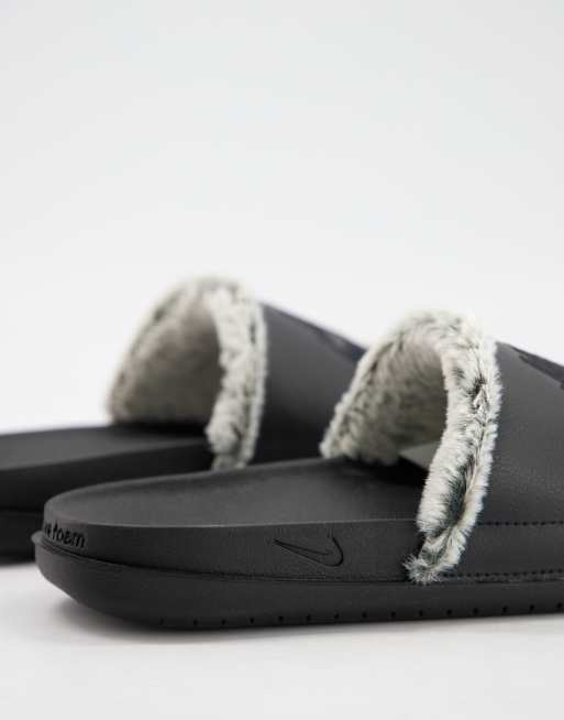 Nike hotsell furry slides