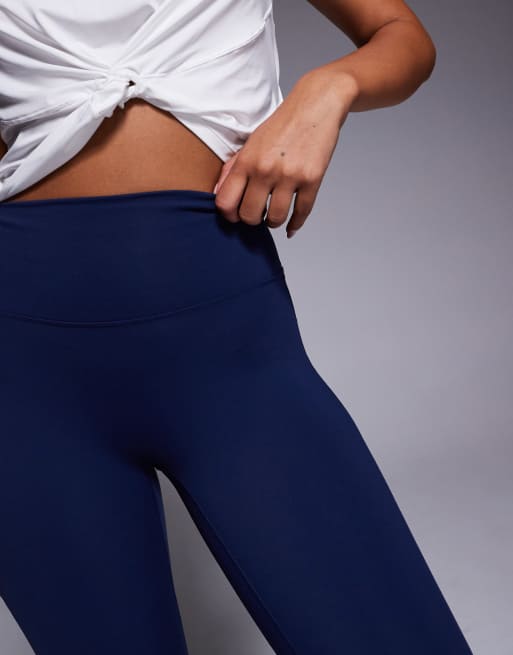 Nike One Dri-FIT high rise leggings in navy, 4 of 5