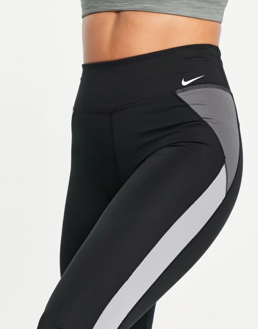 Nike One Training colourblock leggings in black, 3 of 4