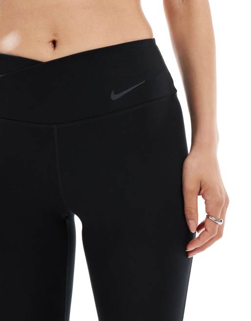 Nike – One Training – Czarne legginsy o długości 7/8 z kopertową talią, 3 z 5