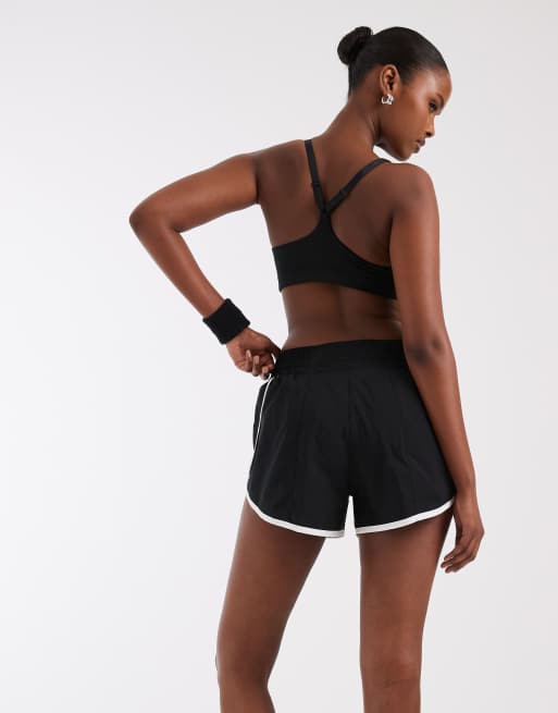 Nike – One Training – Czarne szorty z tkaniny, 5 z 5