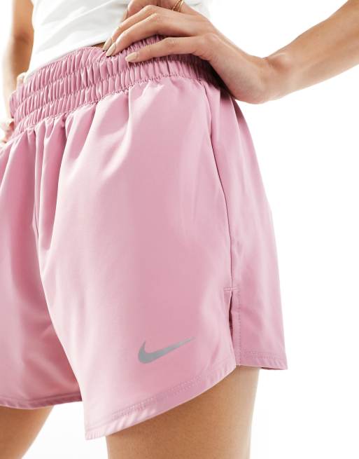 Nike One Training - Dri-FIT - 2-in-1 short van 3 inch met hoge taille in roze, 4 van 5