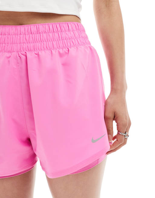 Nike – One Training Dri-FIT – 2-in-1-Shorts in Rosa mit hohem Bund, 3 Zoll Schrittlänge, 5 von 5