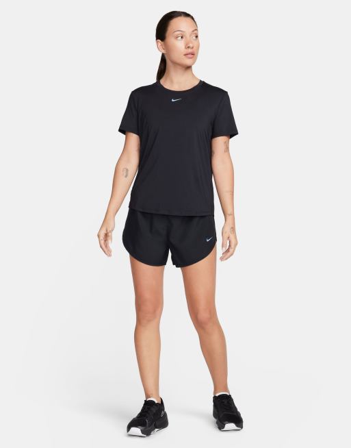 Nike One Training Dri-Fit classic T-shirt in black, 2 of 4