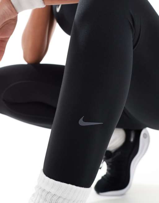 Nike One Training Dri-FIT full length leggings in black, 3 of 5