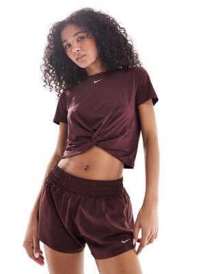 Nike One Training Dri-FIT mid rise 3 inch shorts in burgundy-Red
