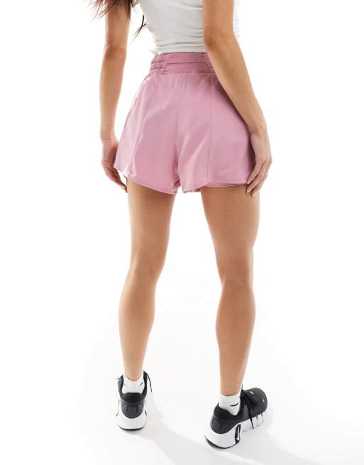 Nike One Training – Dri-FIT – Rosa 2-i-1-träningsshorts på 3 tum med hög midja, 2 av 5