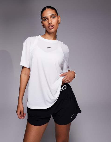 Nike - One - Training - Dri-FIT - Ruimvallend T-shirt in wit - view 1