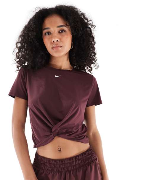 Nike – One Training – Dri-FIT – Vinröd t-shirt med snurrad knut framtill - view 1