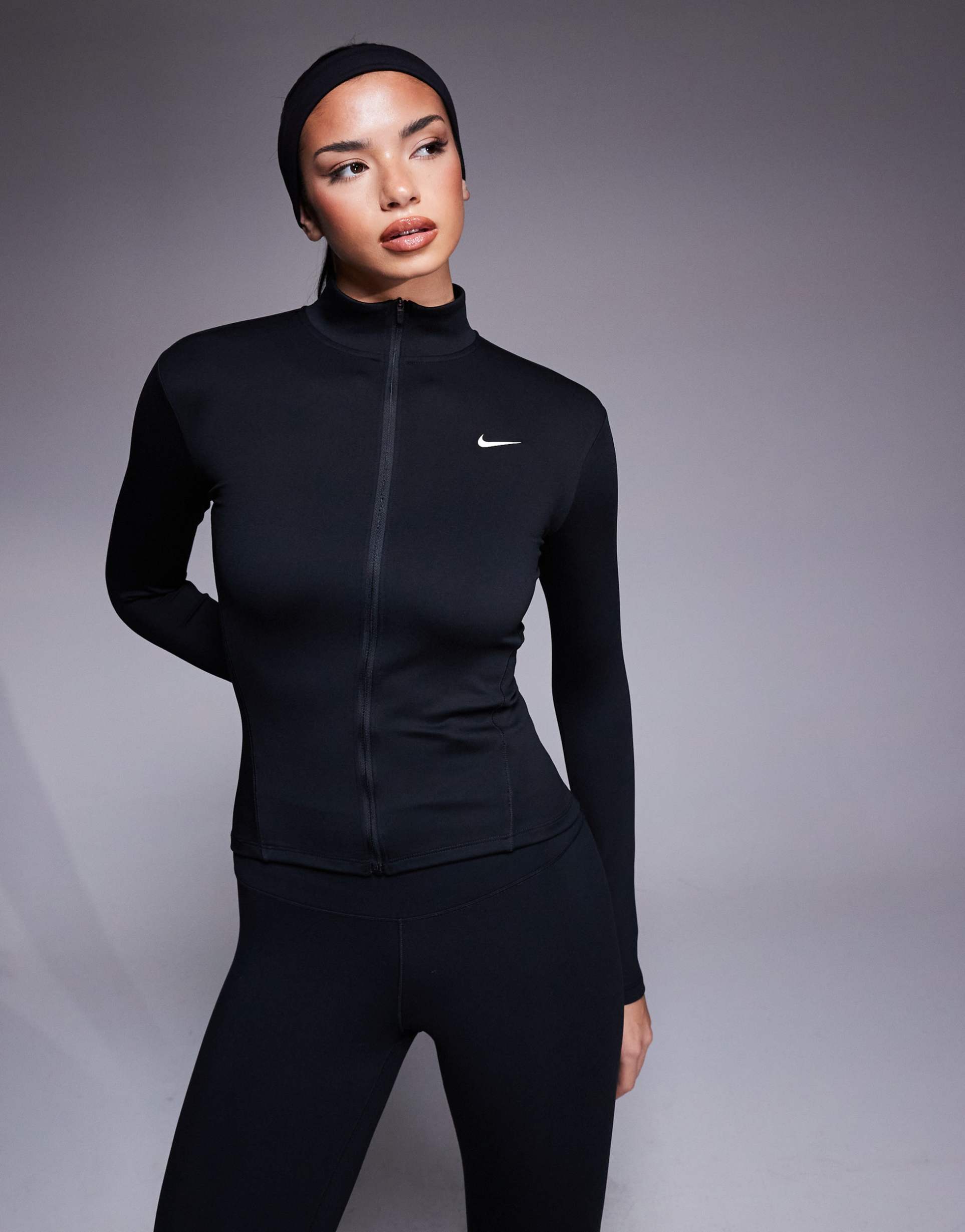 nike one training full zip fitted jacket in black