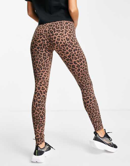 Nike leopard tights hotsell