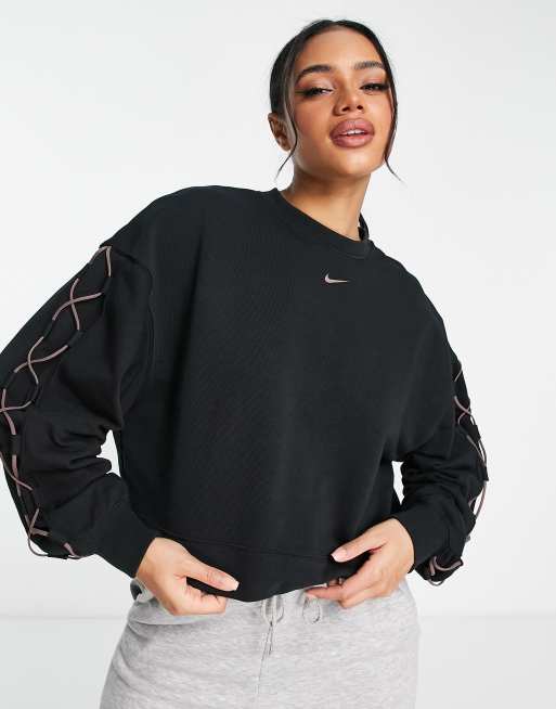 Nike One Training novelty dri fit crewneck sweatshirt in black | ASOS