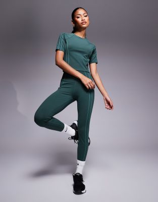 Nike One Training Reflective Piping High Waisted 78 Leggings In Green - Asos Nike New In 30th October 2024