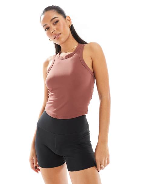 Nike One Training - Tætsiddende og brun croptop - view 1