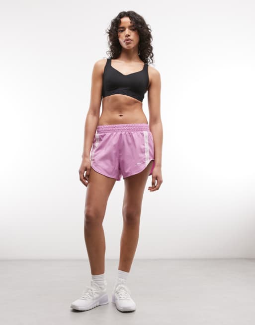Nike One Training woven shorts in lilac, 3 of 5