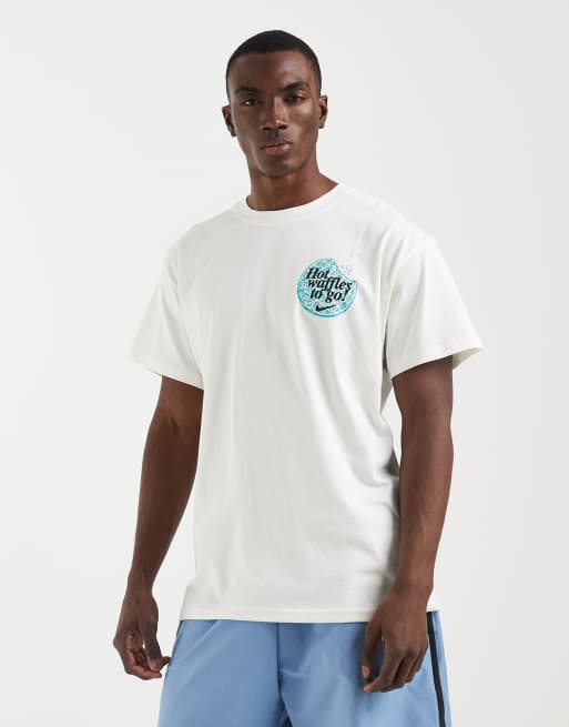 Nike – Original Waffles – Oversize-T-Shirt in Wollweiß mit Rückenprint, 3 von 5