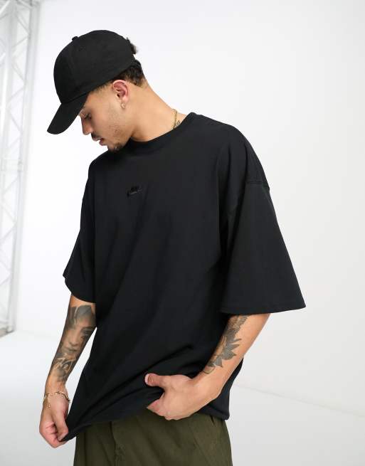 Nike essential outlet shirt