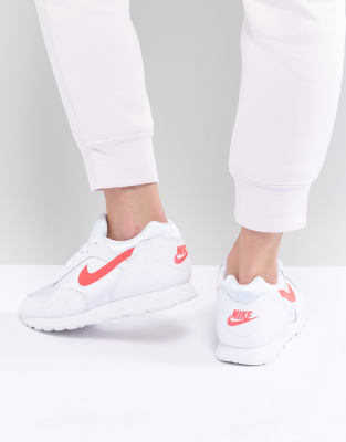 Nike Outburst Trainers In White And 