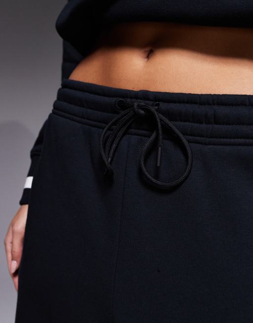 Nike – Oversize-Jogginghose in Schwarz mit weitem Schnitt und hohem Bund, 5 von 5