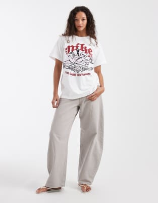 Nike Oversized Graphic T-shirt In White