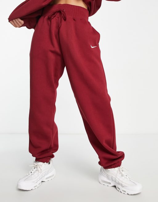 Nike - Oversized joggingbukser med lille Swoosh-logo i rød