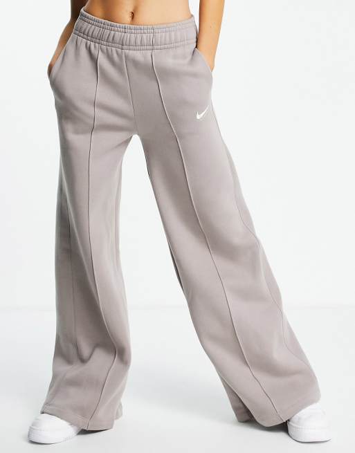 Nike wide leg sweatpants womens best sale