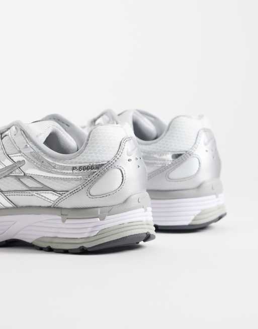 Nike P-6000 baskets blanches et chromées métalliques, 2 de 5