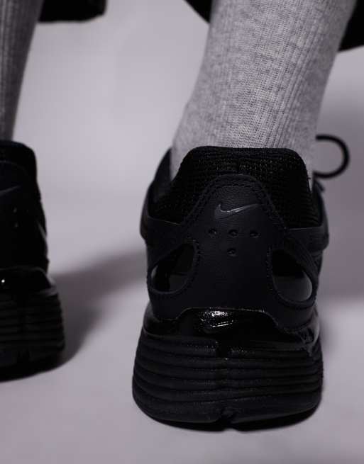 Nike – P-6000 – Buty sportowe w kolorze czarnym i ciemnoszarym, 4 z 5