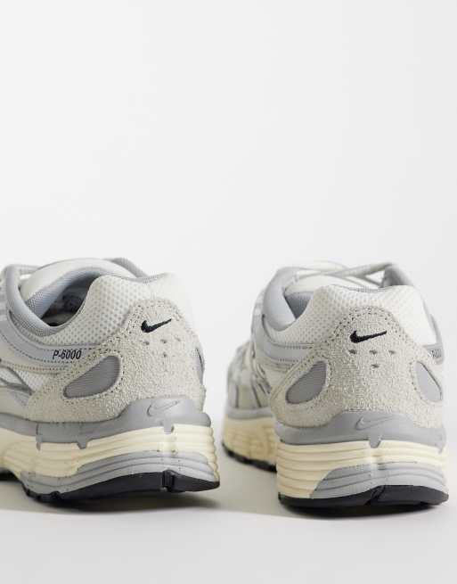 Nike – P-6000 – Naturvita sneakers i mocka, 3 av 5