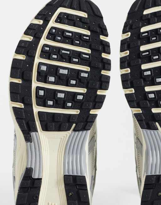 Nike - P-6000 - Råhvide sneakers i ruskind, 2 af 5