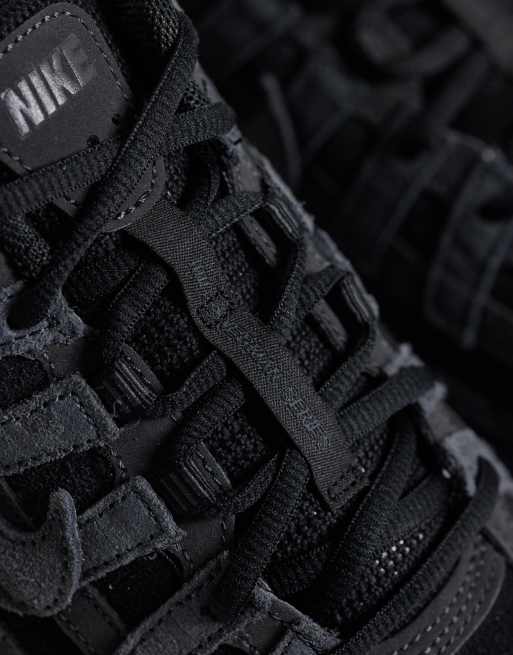 Nike P-6000 SE sneakers in black , 3 of 5