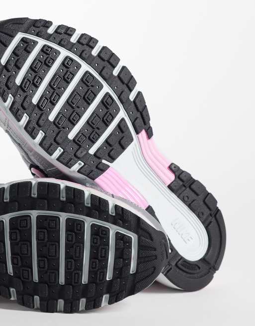 Nike – P-6000 – Sneaker in Metallic-Silber und Rosa, 4 von 5
