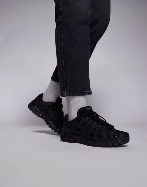 Nike – P-6000 – Sneaker in Schwarz und Dunkelgrau - view 1