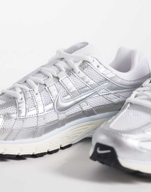 Nike – P-6000 – Sneaker in Silber und Blau, 5 von 5